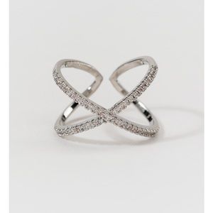 Silver Crisscross ring